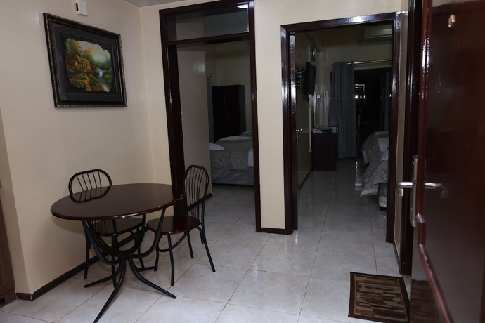 Imagen de la habitación del Hotel Deira Palace. Foto 9