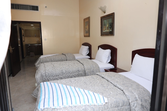 Imagen de la habitación del Hotel Deira Palace. Foto 10