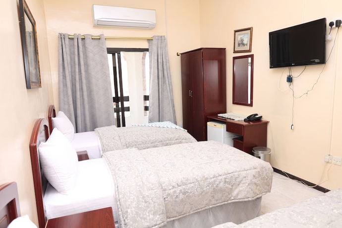 Imagen de la habitación del Hotel Deira Palace. Foto 12