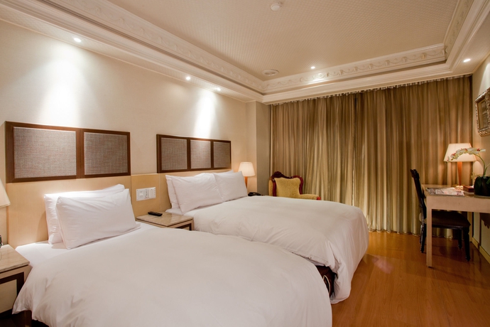 Imagen de la habitación del Hotel Deja Vu. Foto 10