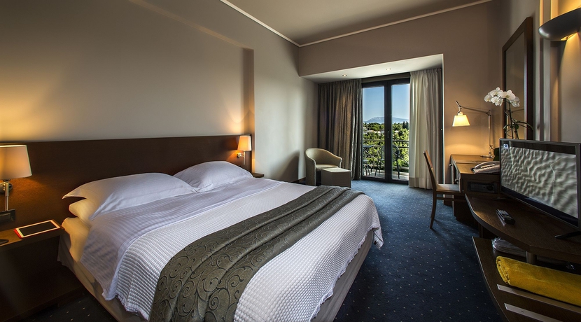 Imagen de la habitación del Hotel Dekelia. Foto 5