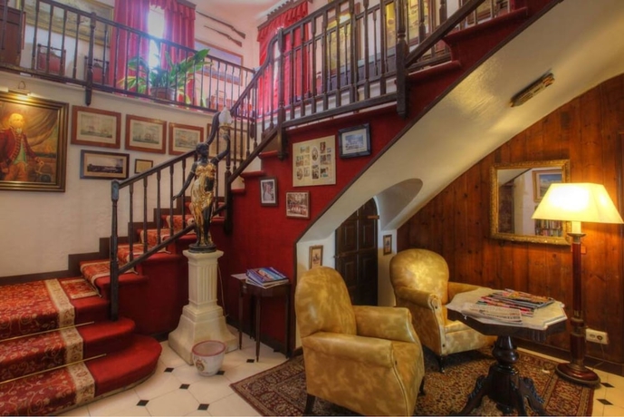 Imagen de los interiores del Hotel Del Almirante. Foto 10