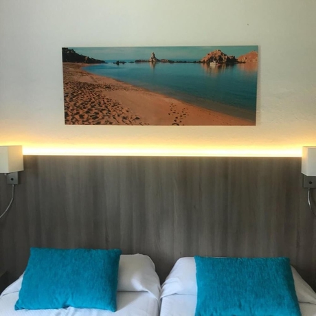 Imagen de la habitación del Hotel Del Almirante. Foto 6