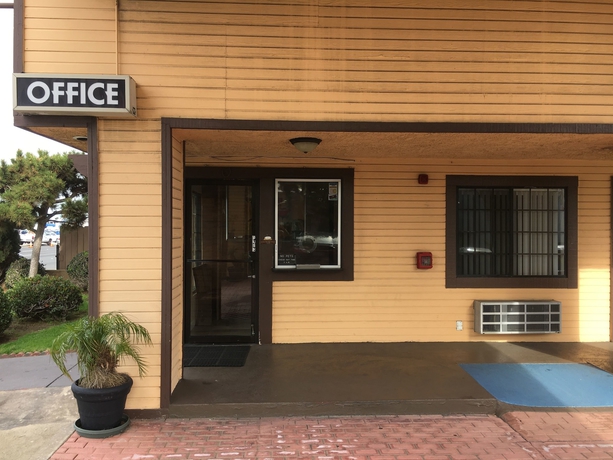 Imagen general del Hotel Del Amo Inn. Foto 2