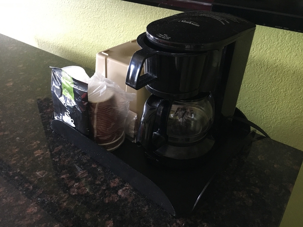 Imagen de la habitación del Hotel Del Amo Inn. Foto 8