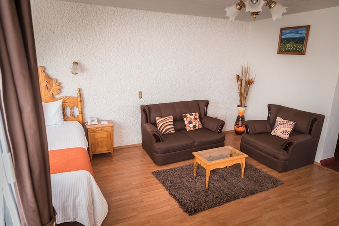 Imagen de la habitación del Hotel Del Angel. Foto 4