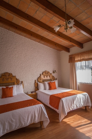 Imagen de la habitación del Hotel Del Angel. Foto 8