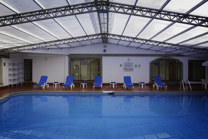 Imagen de la piscina del Hotel Del Angel. Foto 18