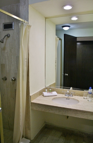 Imagen de la habitación del Hotel Del Angel Reforma. Foto 7