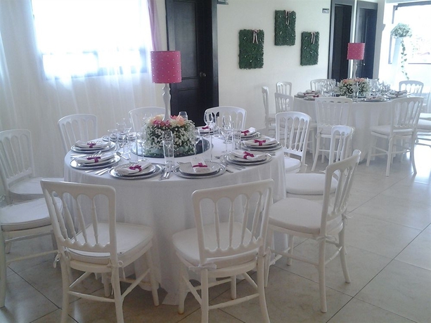 Imagen del bar/restaurante del Hotel Del Carmen En El Centro De Tuxtla Guti&eacute;rrez. Foto 3