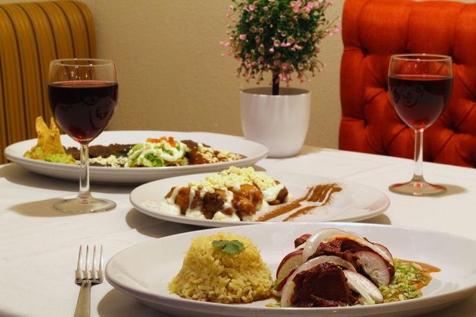 Imagen del bar/restaurante del Hotel Del Carmen En El Centro De Tuxtla Guti&eacute;rrez. Foto 5