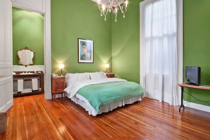 Imagen de la habitación del Hotel Del Casco. Foto 5