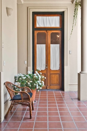 Imagen de los exteriores del Hotel Del Casco. Foto 10