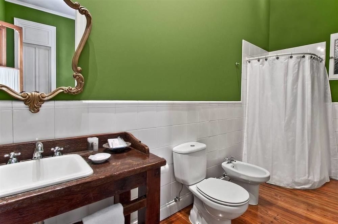 Imagen de la habitación del Hotel Del Casco. Foto 7