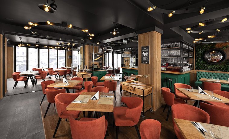 Imagen del bar/restaurante del Hotel Del Corso, Timisoara. Foto 5