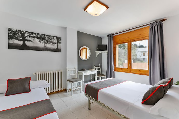 Imagen de la habitación del Hotel Del Esera. Foto 3