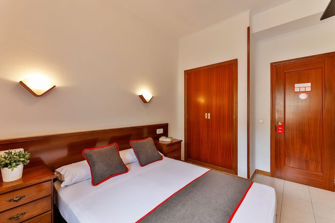 Imagen de la habitación del Hotel Del Esera. Foto 6