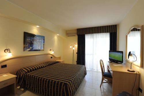 Imagen general del Hotel Del Faro - Pugnochiuso Resort. Foto 3