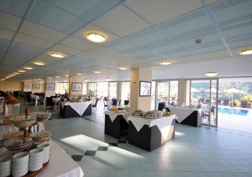 Imagen general del Hotel Del Faro - Pugnochiuso Resort. Foto 4