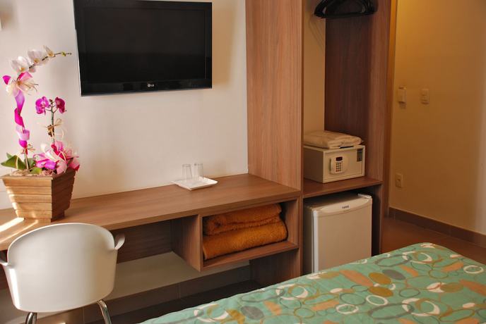 Imagen de la habitación del Hotel Del Fiol. Foto 8