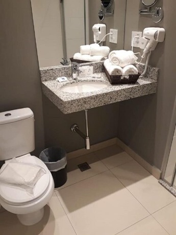 Imagen de la habitación del Hotel Del Fiol. Foto 10