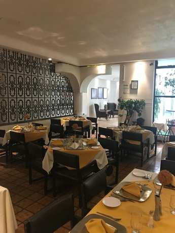 Imagen del bar/restaurante del Hotel Del Fresno. Foto 3