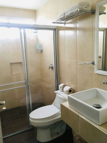 Imagen de la habitación del Hotel Del Fresno. Foto 5