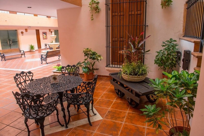 Imagen de los interiores del Hotel Del Gobernador. Foto 11