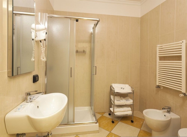 Imagen de la habitación del Hotel Del Golfo. Foto 8