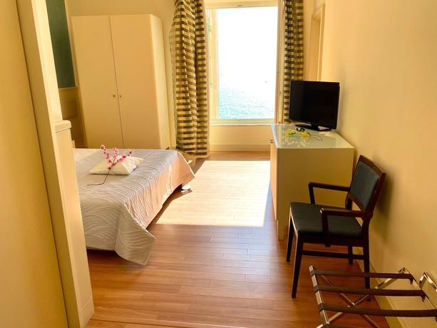 Imagen de la habitación del Hotel Del Golfo, FINALE LIGURE. Foto 9