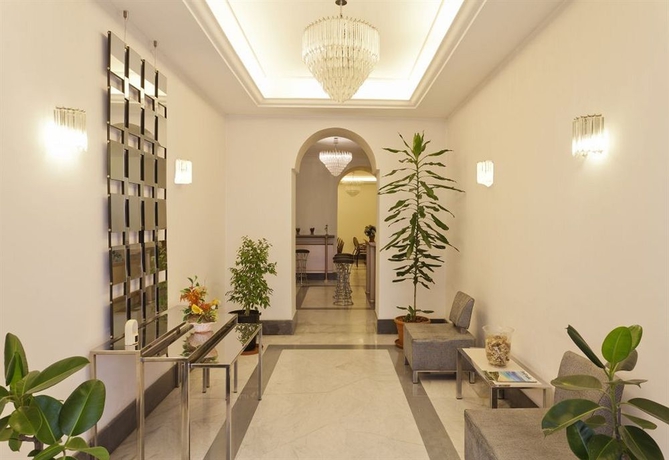 Imagen de los interiores del Hotel Del Golfo, N&aacute;poles. Foto 15