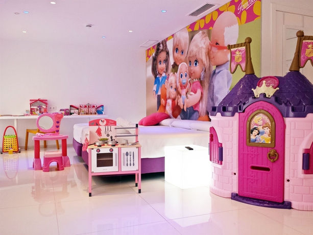 Imagen de la habitación del Hotel Del Juguete. Foto 5