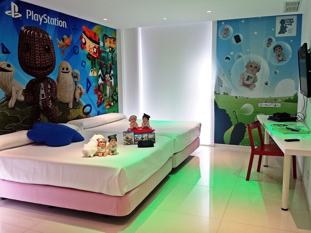 Imagen de la habitación del Hotel Del Juguete. Foto 7