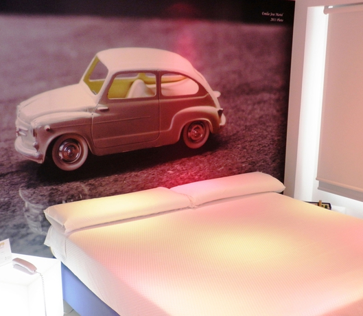 Imagen de la habitación del Hotel Del Juguete. Foto 11