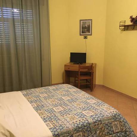Imagen de la habitación del Hotel Del Lago, Telese. Foto 2