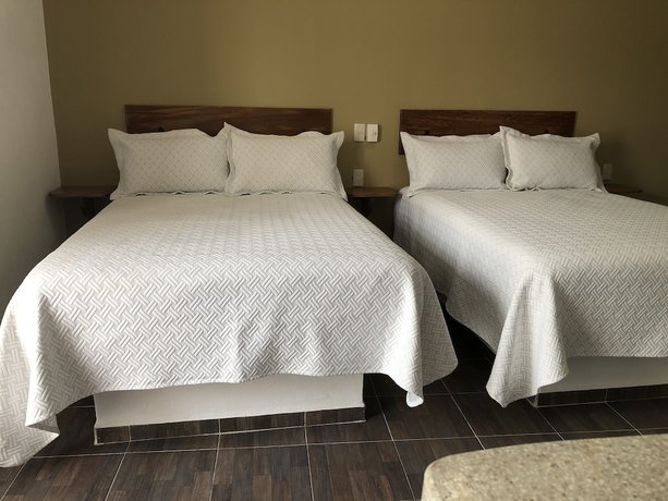 Imagen de la habitación del Hotel Del Mar, Barra de Navidad. Foto 6