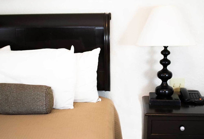 Imagen de la habitación del Hotel Del Mar Inn Playas De Tijuana. Foto 5