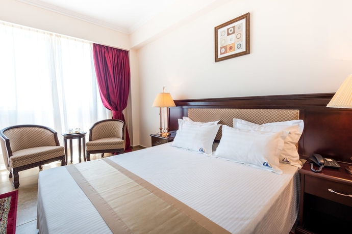 Imagen de la habitación del Hotel Del Mar Mamaia. Foto 6