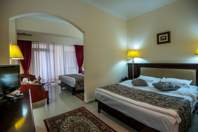 Imagen de la habitación del Hotel Del Mar Mamaia. Foto 13