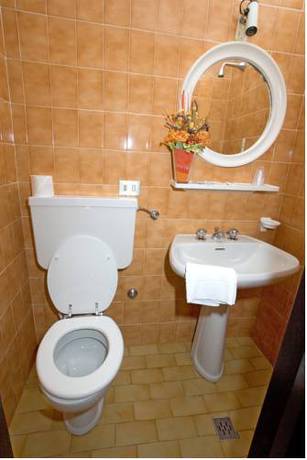 Imagen de la habitación del Hotel Del Mera. Foto 5