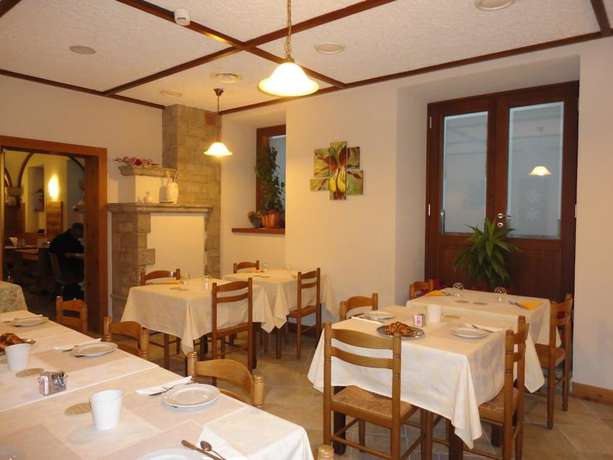 Imagen del bar/restaurante del Hotel Del Negro. Foto 7
