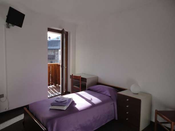 Imagen de la habitación del Hotel Del Negro. Foto 12