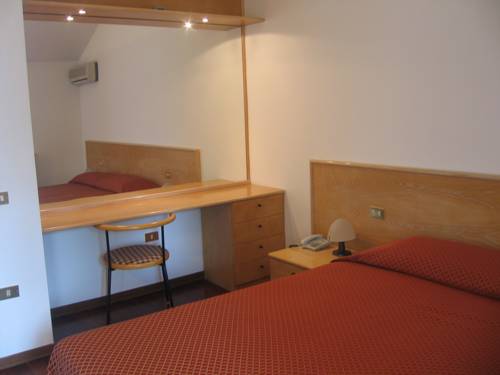 Imagen de la habitación del Hotel Del Parco Ristorante Loris. Foto 3