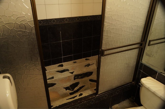 Imagen de la habitación del Hotel Del Parque, Calarca. Foto 5