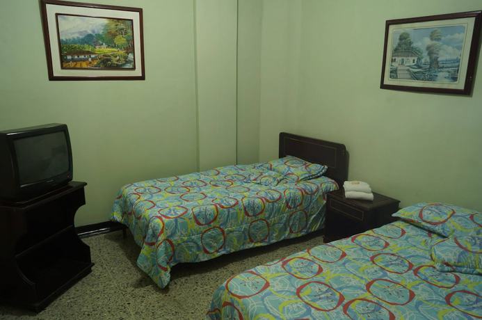 Imagen de la habitación del Hotel Del Parque, Calarca. Foto 14