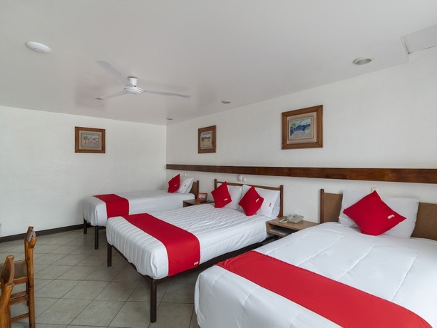 Imagen de la habitación del Hotel Del Paseo. Foto 8