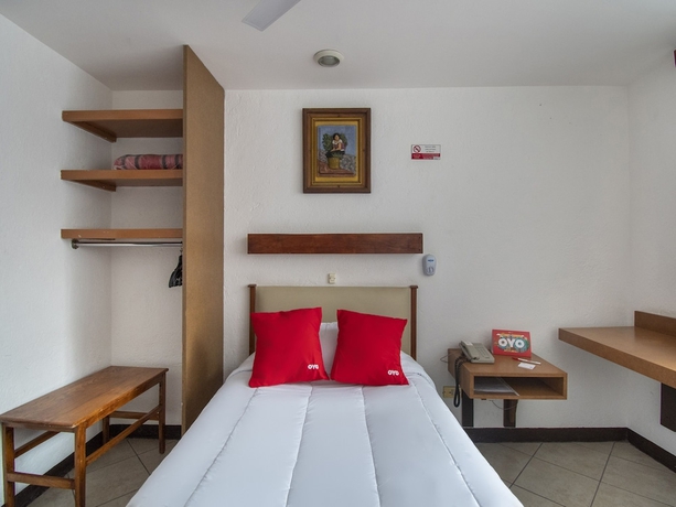 Imagen de la habitación del Hotel Del Paseo. Foto 11