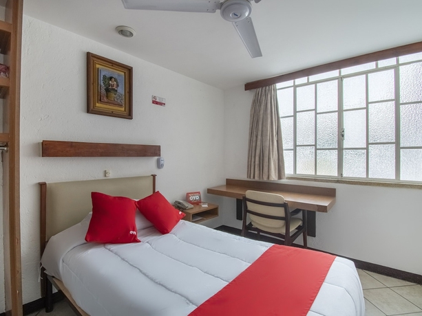 Imagen de la habitación del Hotel Del Paseo. Foto 13