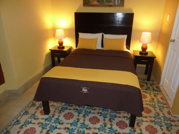 Imagen de la habitación del Hotel Del Peregrino. Foto 10