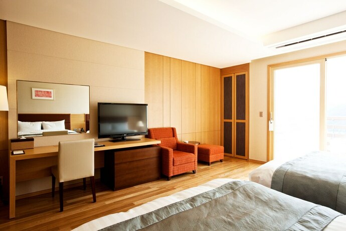 Imagen de la habitación del Hotel Del Pino. Foto 33